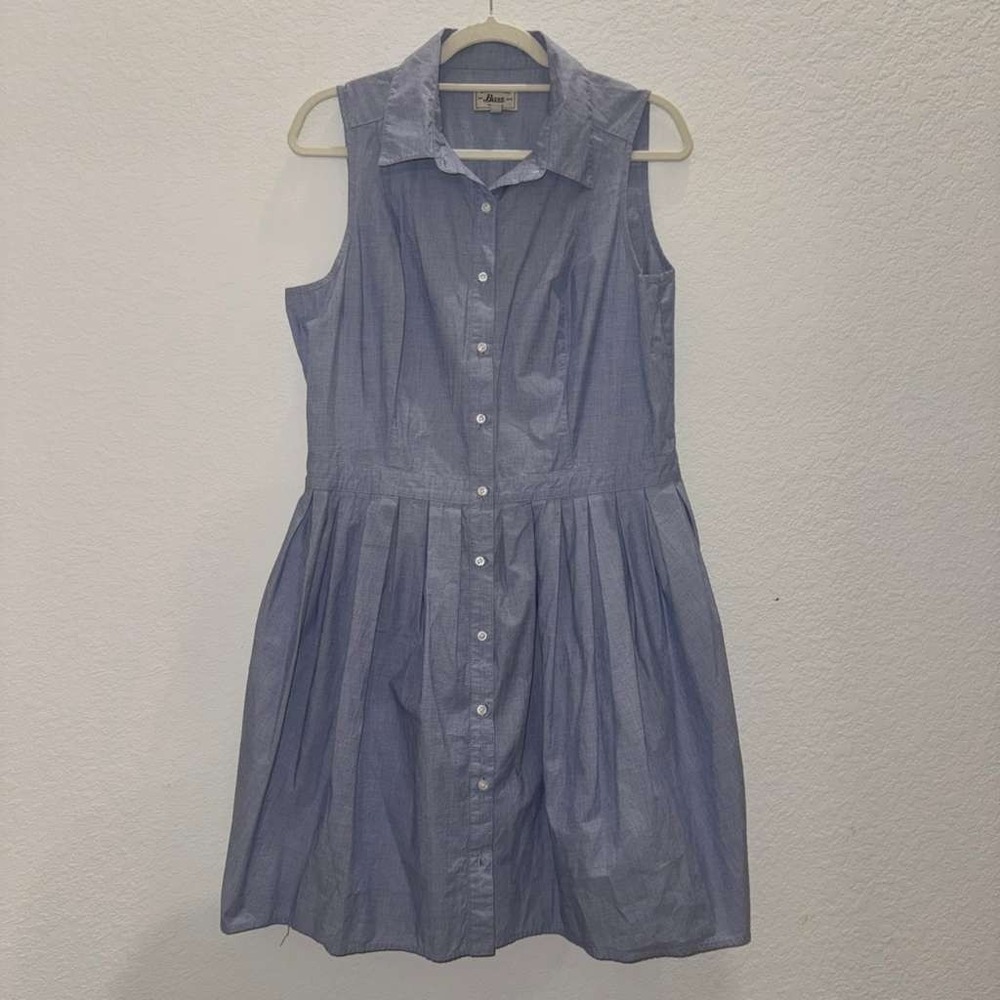 G.H. Bass & Co Women Sz L Pleated Button Up dress Sleeveless Chambray Like Blue